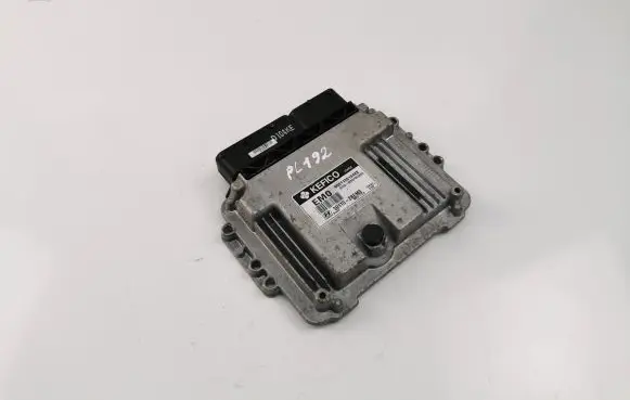 Hyundai i30 Engine control unit/module 391102BEM0