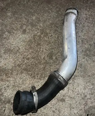 BMW 5 E39 Intercooler hose/pipe 11612247903