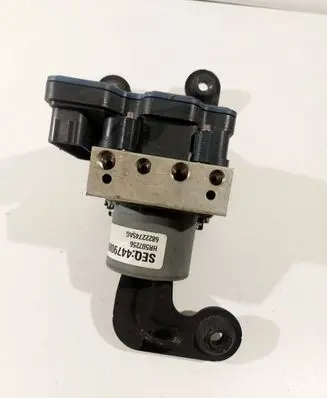 Chrysler Pacifica ABS Pump P68222745AG 4479080 HR507256