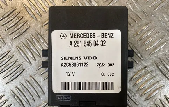 Mercedes-Benz E W211 Suspension control unit/module A2515450432 ZGS002 A2C53061122