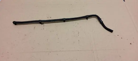 Hyundai Sonata Fuel line pipe 