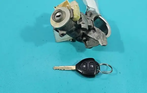 Toyota Auris 150 Ignition lock 450200204 IMPRK1550241