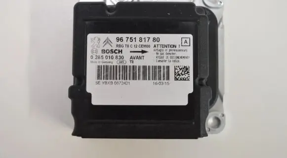 Peugeot 5008 Airbag control unit/module 9675181780
