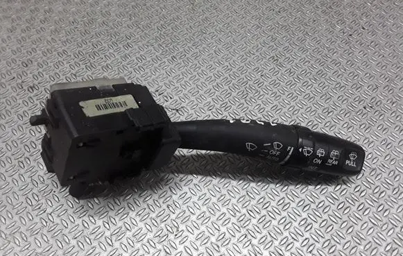 KIA Carens II Wiper control stalk