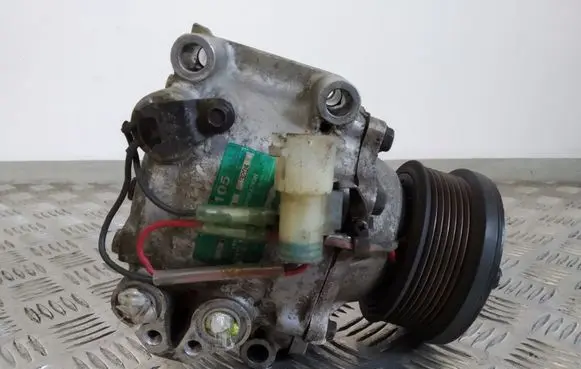 Land Rover Range Rover L322 Air conditioning (A/C) compressor (pump) 4980612714 TRS105 3204