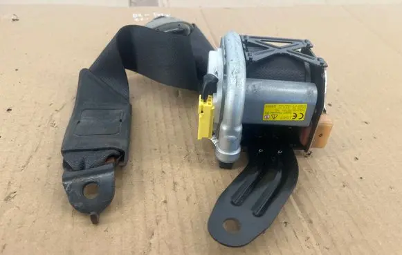 Honda Civic IX Front seatbelt 0589P1000123 307850810 066442