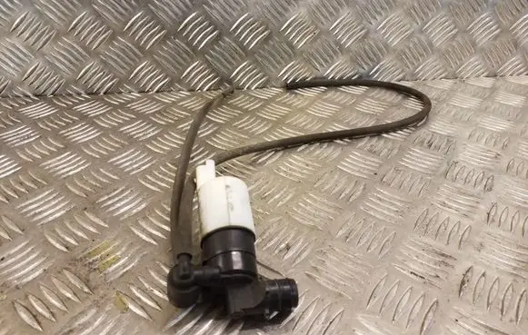 Citroen C4 I Windscreen/windshield washer pump 82R00067015 8200295685 9641553880
