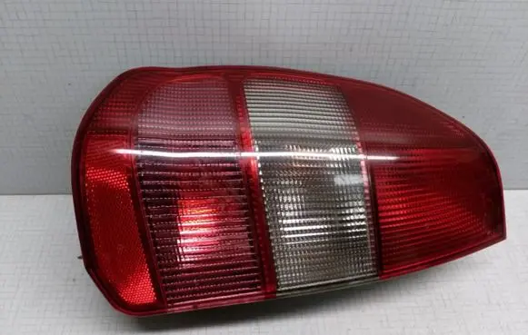 Mitsubishi Space Star Rear/tail lights MR2455