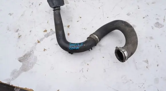 Renault Trafic II (X83) Intercooler hose/pipe