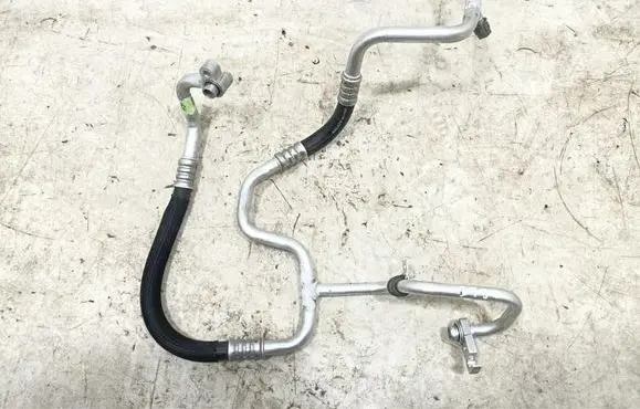 Jeep Grand Cherokee WL Air conditioning (A/C) pipe/hose 68381179AB
