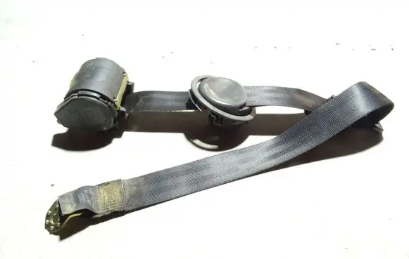 Audi A8 S8 D2 4D Rear seatbelt 4D0857709