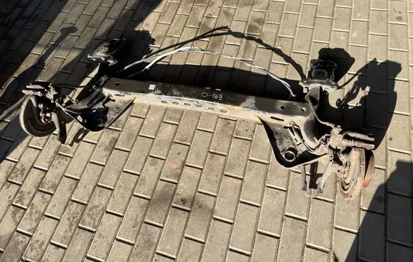 Skoda Octavia Mk3 (5E) Rear axle beam 5Q0501115