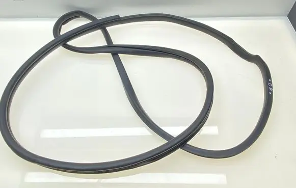 Subaru Outback Front door rubber seal 63571AG 63571AG00AJC 63571AG01AJC
