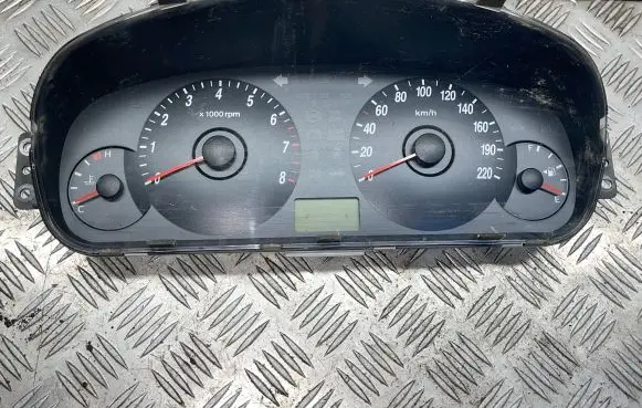 Hyundai Elantra Speedometer (instrument cluster) 940162D200 165E105ECK PCB03010005