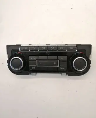 Volkswagen PASSAT B7 Climate control unit 5K0907044DT