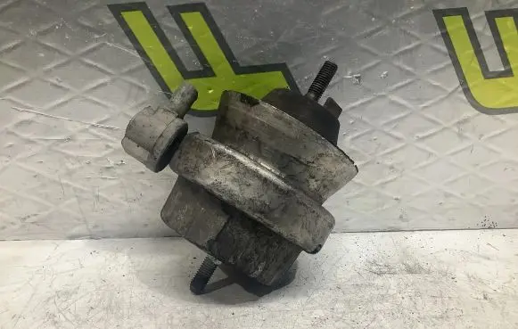 Audi A6 S6 C6 4F Engine mount bracket 4F0199379AS