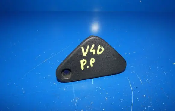 Volvo V40 Radiator mount bracket 30723367