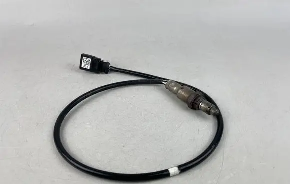 Volkswagen Golf VIII Lambda probe sensor 04E906262CS