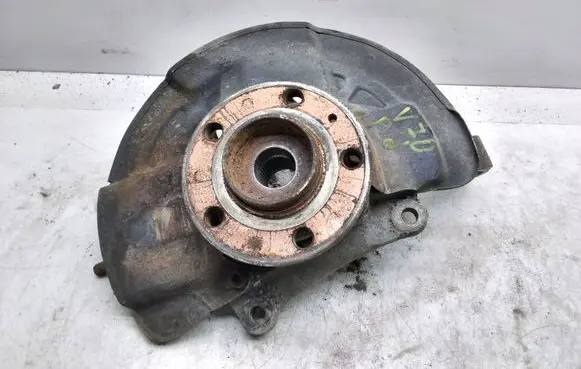 Volvo V70 Front wheel hub spindle knuckle 9461944