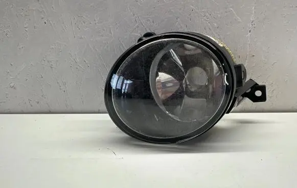 Volkswagen Touran I Front fog light 27128800