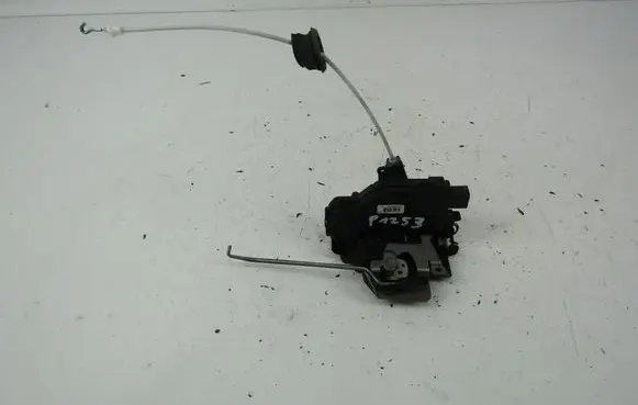 Audi A4 S4 B6 8E 8H Front door lock 