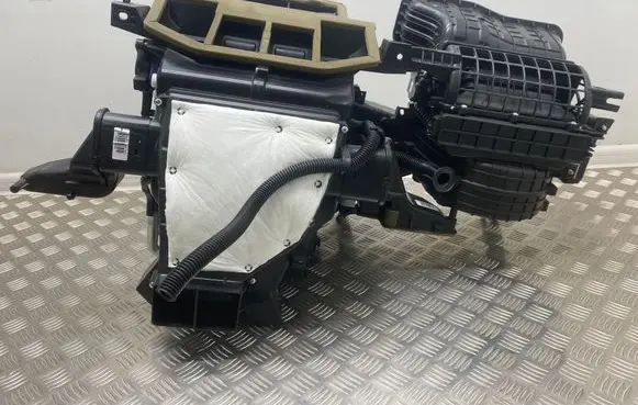 Hyundai Tucson TL Interior heater climate box assembly 97200D7030 95410D7630