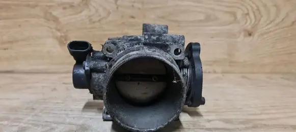 Volvo S40, V40 Throttle valve 417828E