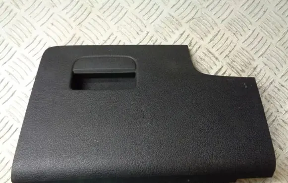 Volkswagen Golf Plus Other dashboard part 5M1858719E 5M1857921G