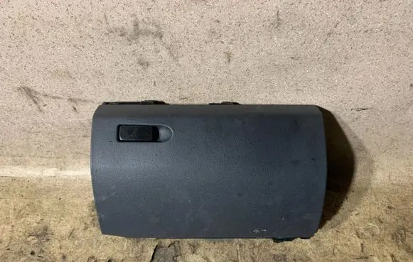 Mercedes-Benz E W212 Glove box A2126800291