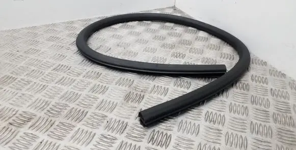 Audi A7 S7 4G Front door rubber seal 4G8831707A