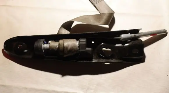 Volvo XC90 Front seatbelt 8093