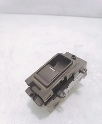 Honda CR-V Electric window control switch 35770T1GG01