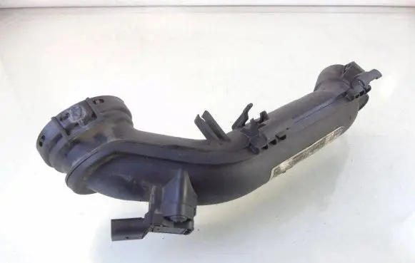 Audi A1 Air intake hose/pipe