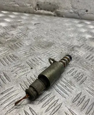 Opel Astra H Camshaft vanos timing valve 12992408