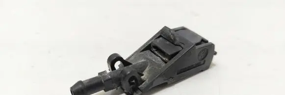 Volkswagen Golf IV Windshield washer spray nozzle 6E0955985