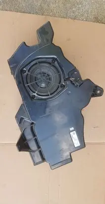Audi A3 S3 A3 Sportback 8P Subwoofer speaker 8P3035382A
