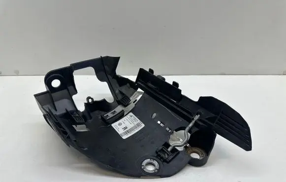 Volkswagen New Beetle Headlight/headlamp mounting bracket 1C0941054