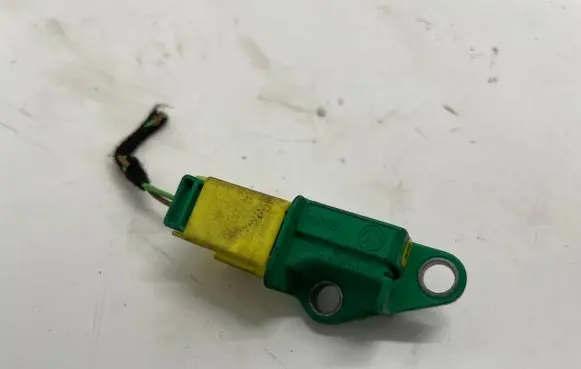 Audi A4 S4 B8 8K Airbag deployment crash/impact sensor 1K0909606C