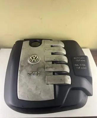 Volkswagen Touareg I Engine cover (trim)