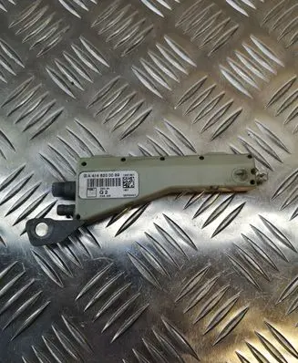 Mercedes-Benz Vaneo W414 Aerial antenna amplifier A4148200089 12401801 ZGS005