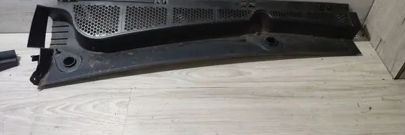 Wiper trim