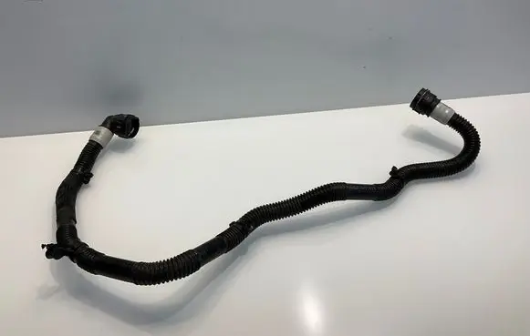 Tesla Model 3 Engine coolant pipe/hose 107758500D