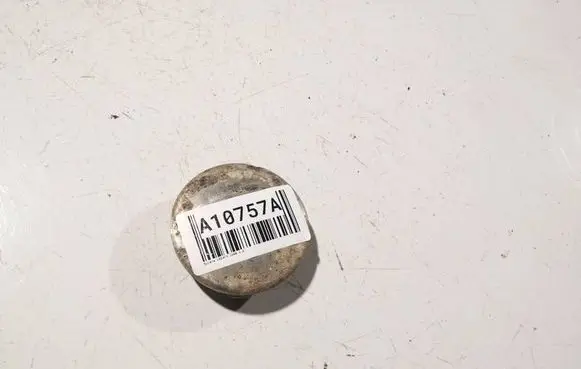 Subaru Legacy Original wheel cap 74404