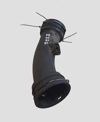 Volkswagen Multivan T5 Intercooler hose/pipe 7H0145955