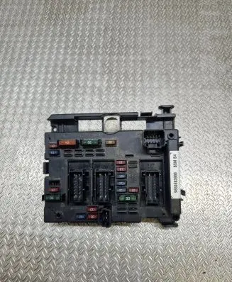 Peugeot 206 Fuse box set 9650663980 41640486 BSMB4