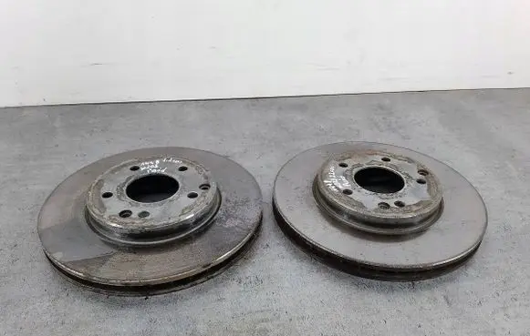 Mercedes-Benz C W203 Front brake disc