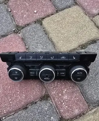 Skoda Superb B8 (3V) Climate control unit 3V0907044EE 901560480015