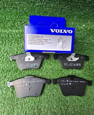 Volvo XC70 Brake pads (front) 32373184 90R014521239