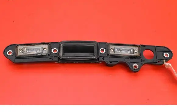 Volkswagen Cross Touran I Number plate light