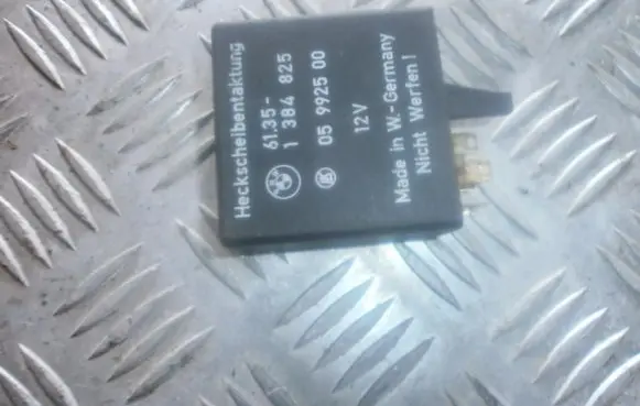 BMW 5 E39 Other control units/modules 61351384825 05992500